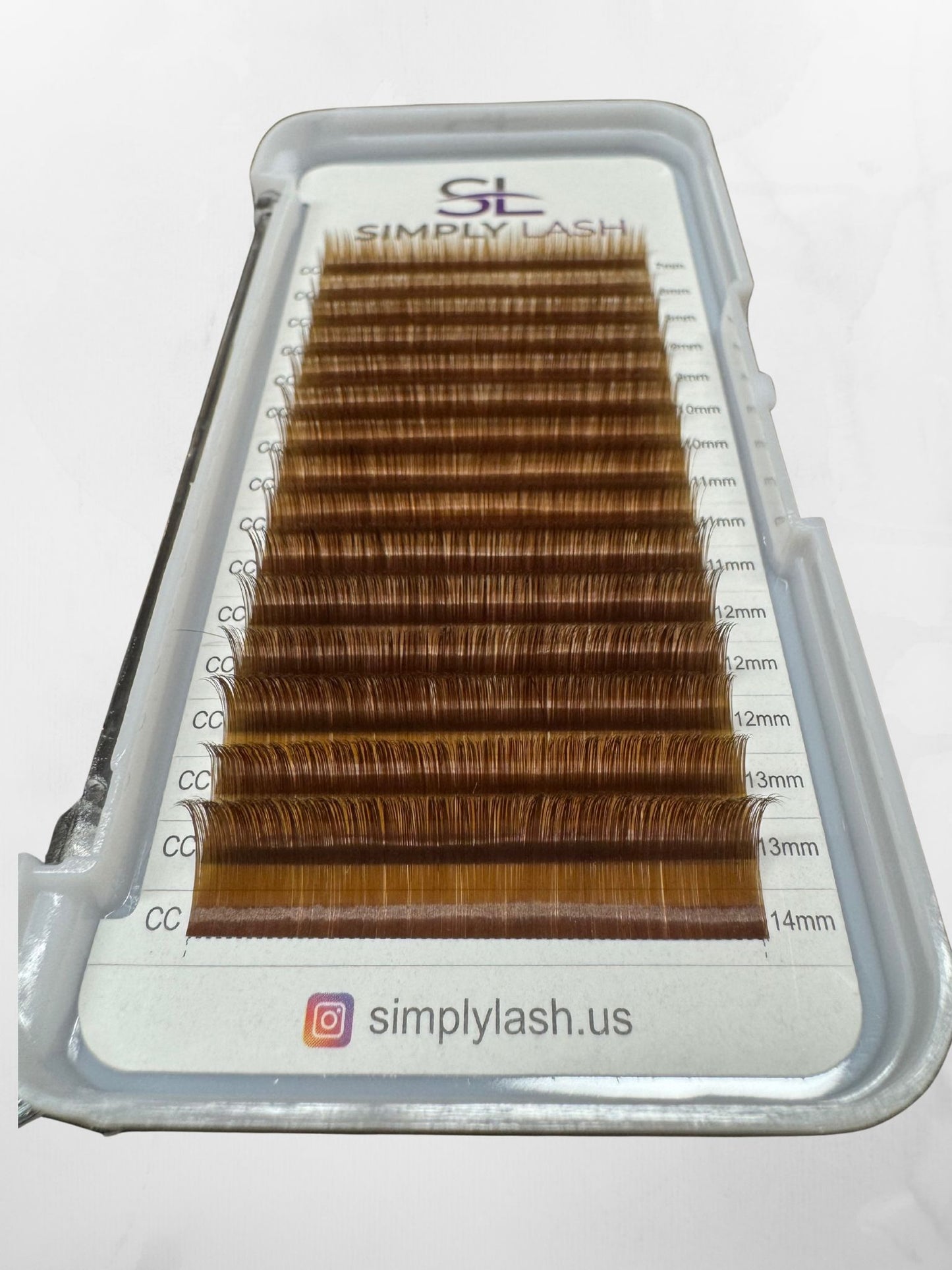 Brown 0.03 CC Curl Lash Extensions | Mixed Tray 7–14 mm