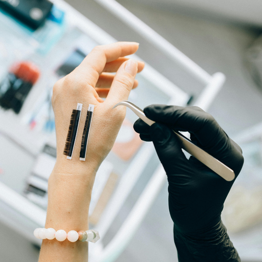 How Much Does It Cost to Start an Eyelash Extension Business