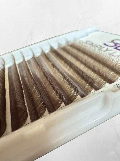 Black Brown 0.03 CC Curl Lash Extensions | Mixed Tray 7–14 mm